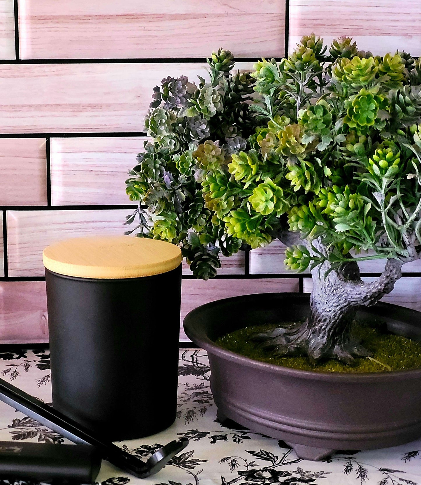 Liz | OpulentElegance Signature Candles